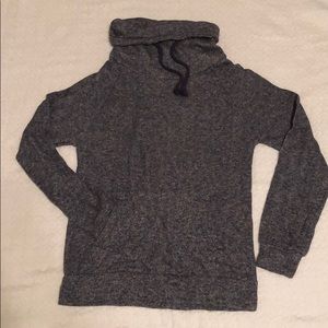 Turtleneck sweatshirt